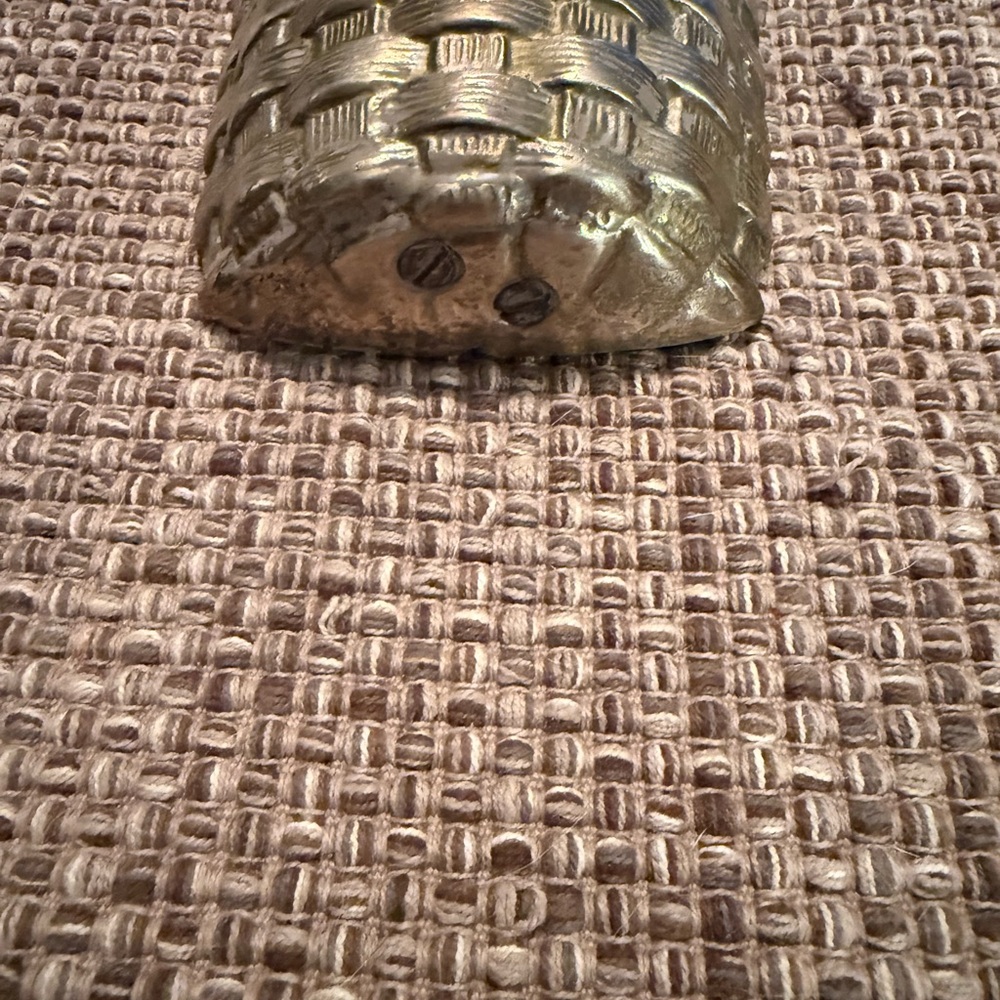 Nantucket Vintage Solid Brass Woven Pattern “Berry Bucket” Door Knocker - Picture 2 of 9